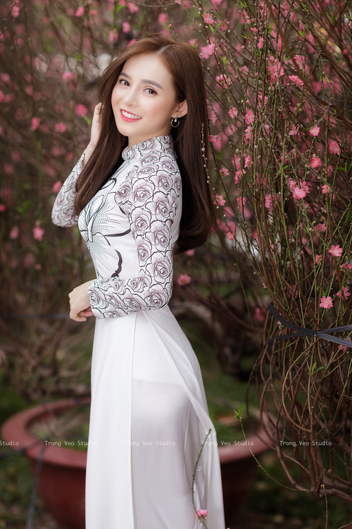 中国足球裁判员队伍规模持续扩大，专业化水平显著提高，中国足球裁判员工资多少