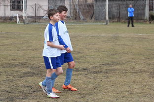 九游官网下载电脑版-足球专项奖学金项目启动鼓励学生坚持运动训练，小学生足球训练营奖状